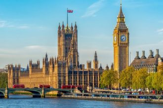 after-bonds-in-europe,-revolut-brings-“tax-efficient-stock-investing”-to-uk-retail-investors