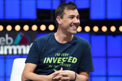 etoro-shares-surge-most-in-6-weeks-as-assets-hit-nearly-$20-billion
